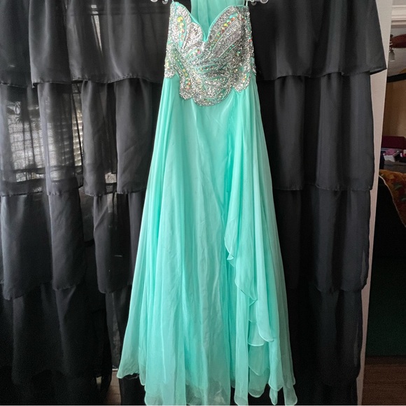Turquoise, jeweled formal dress - Picture 3 of 6